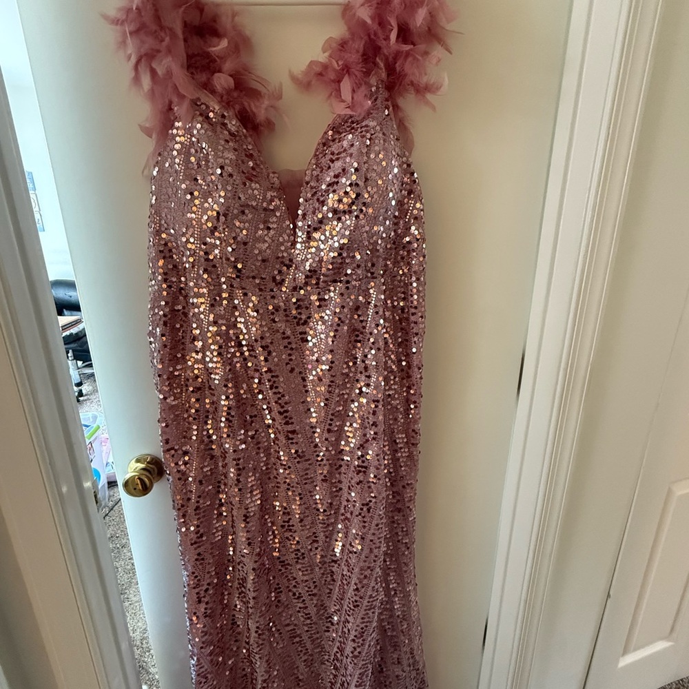 Pink Sequin Evening Formal Wedding Prom Dress w/ Feather Shoulders